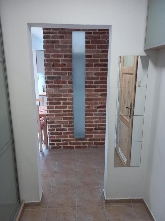 Apartament Promenada เชสโตฮอวา ภายนอก รูปภาพ