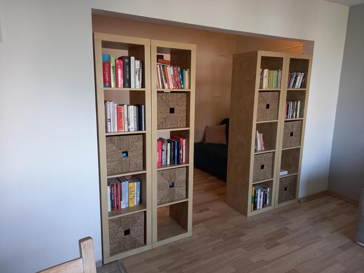 Apartament Promenada เชสโตฮอวา ภายนอก รูปภาพ